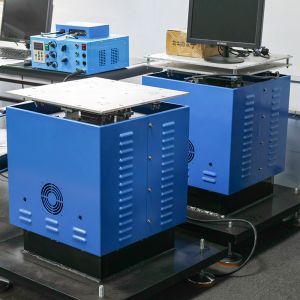 新能源电池研发团队批量订购勤卓电磁式振动台 可靠性测试装备再添新力